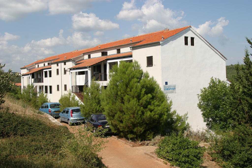 Apartments Hostin Garoful Duga Uvala Pavicini Exterior foto