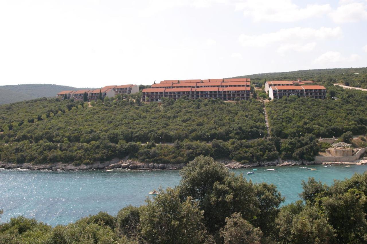 Apartments Hostin Garoful Duga Uvala Pavicini Exterior foto